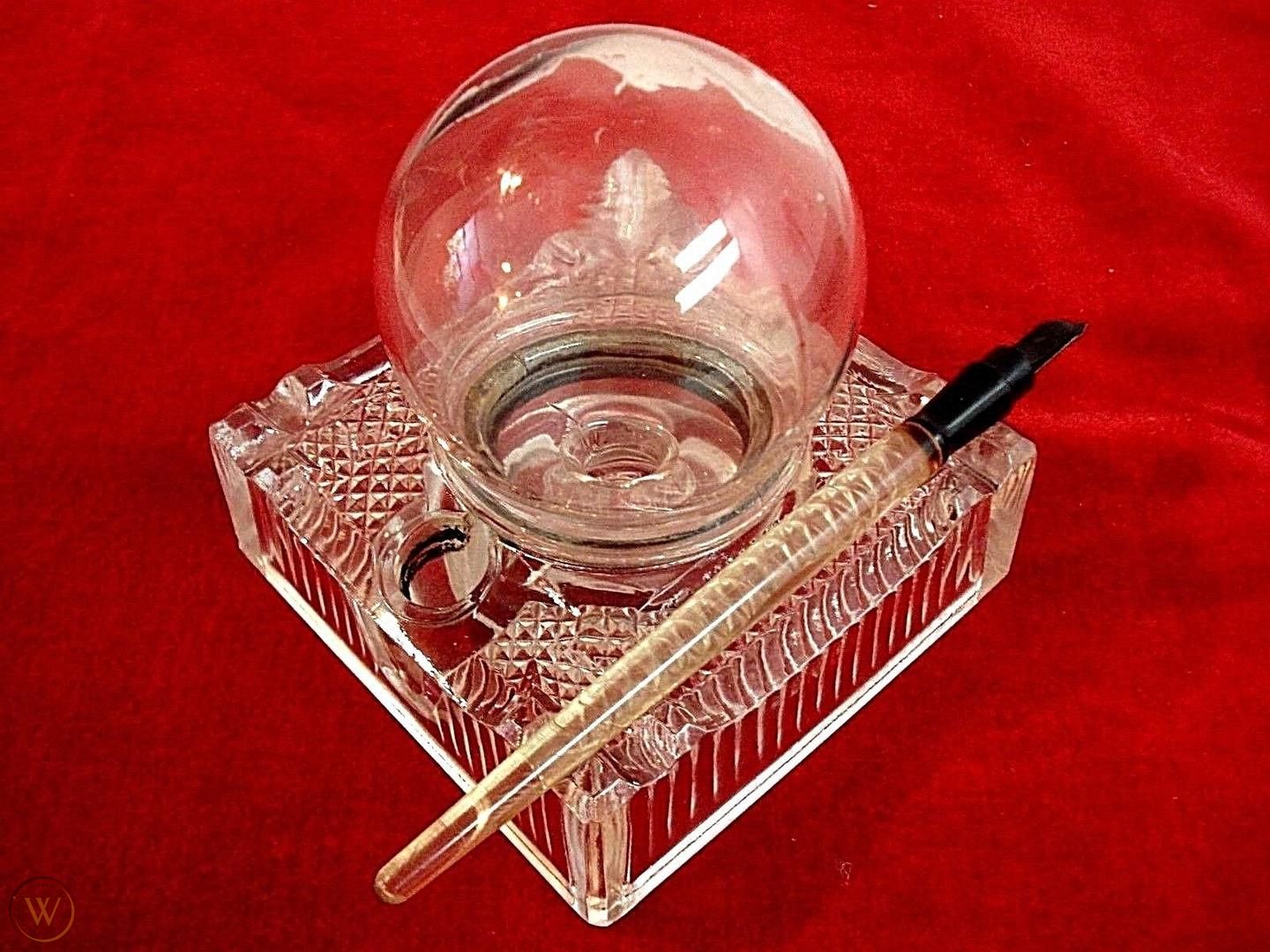 Glass inkwell gravity feeds ink   patent dates 1904  1905